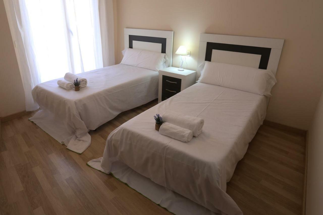 סלאמנקה Apartamento Puente Romano Portal 4 1-B מראה חיצוני תמונה